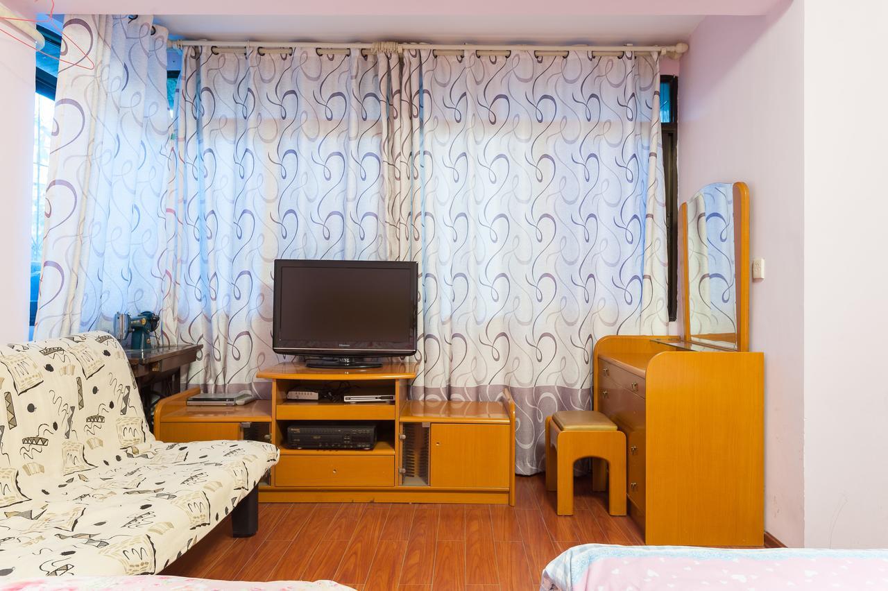 空中花园民宿 贵阳火车站店 Екстер'єр фото